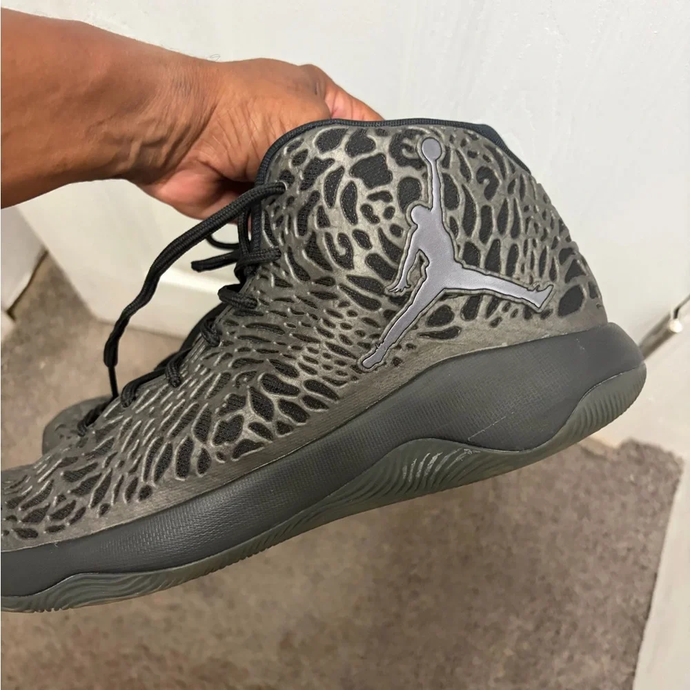 Jordan ultra fly reflective size 13